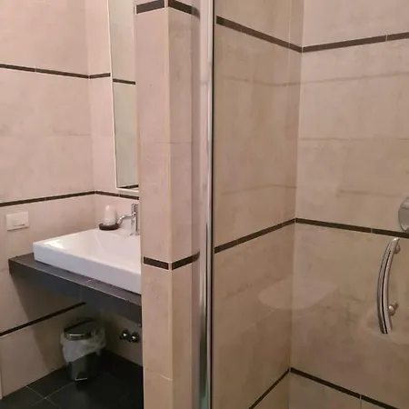 Piazza Italia Luxury