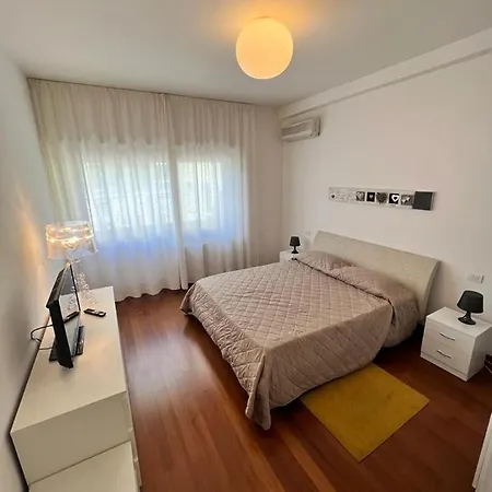 Piazza Italia Luxury *